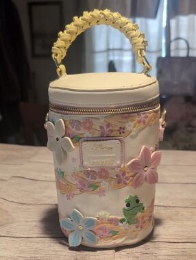 Loungefly Disney Tangled Rapunzel Golden Hair Crossbody Box Lunch Exclusive